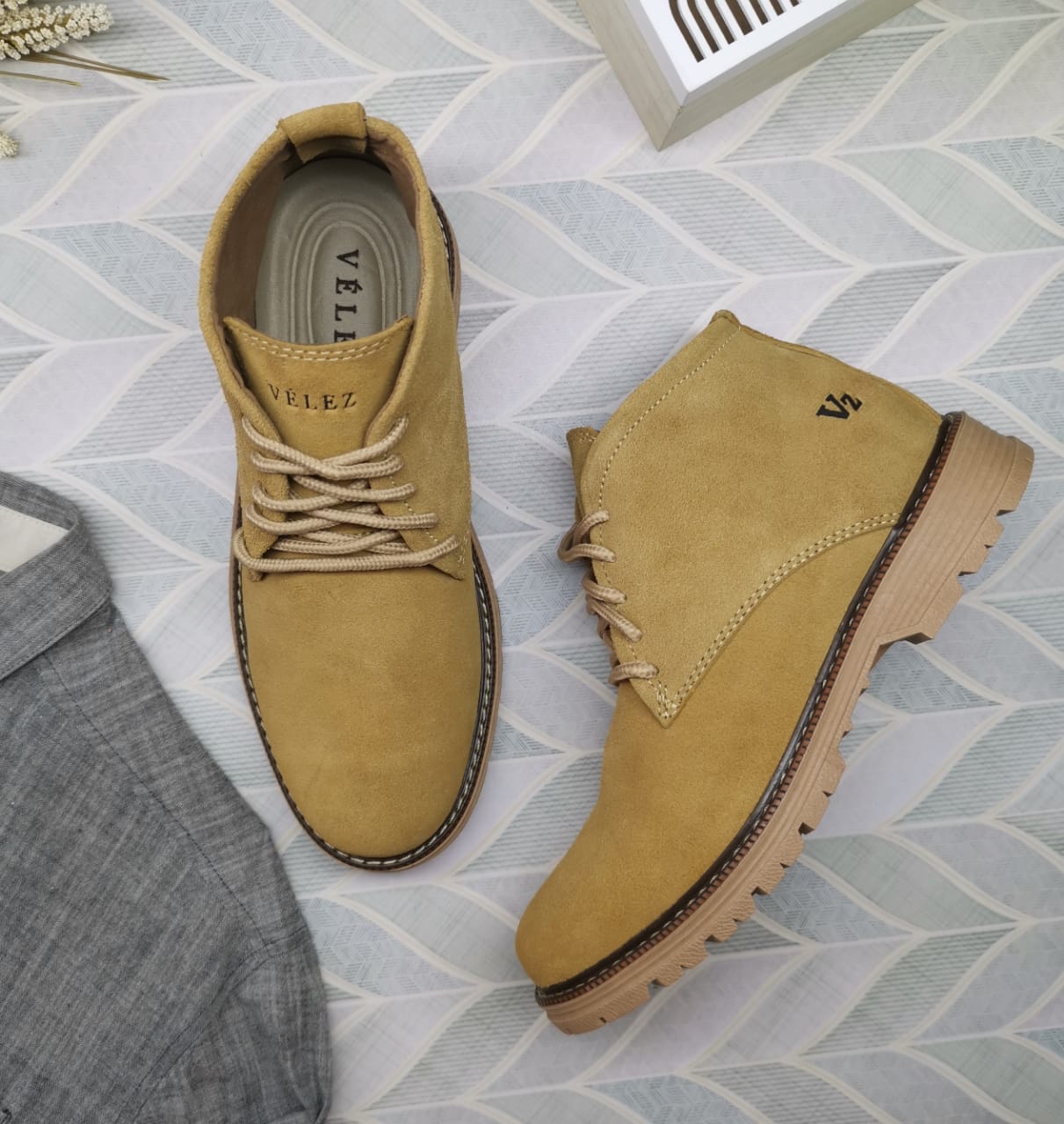 gid://shopify/MediaImage/24907494457438